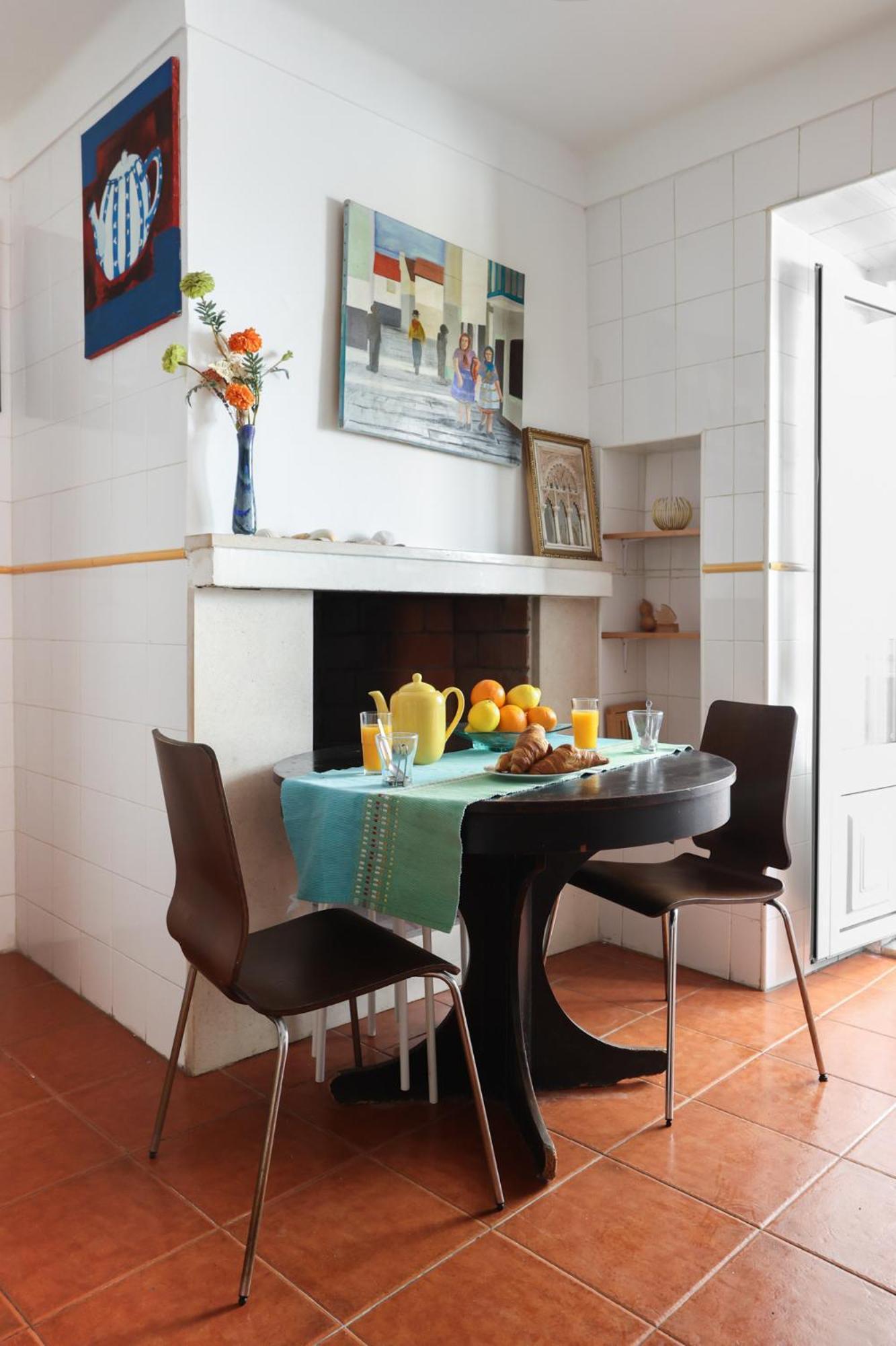 City Center Apt In Lively Bairro Alto! Lisbon Exterior photo